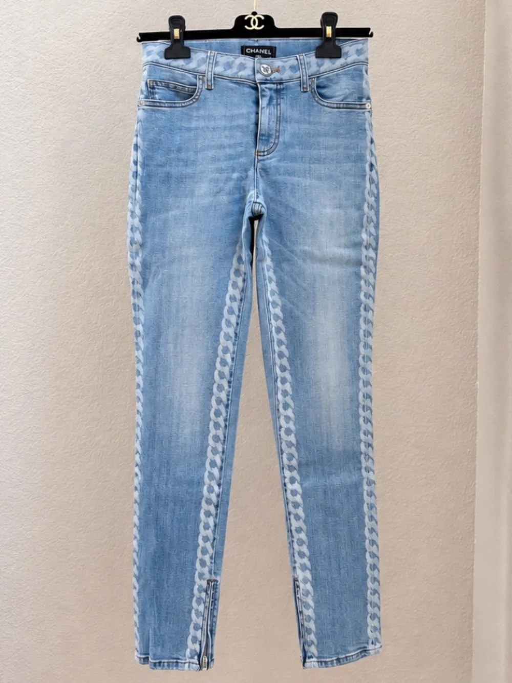 CHANEL Chain Print Skinny Jeans